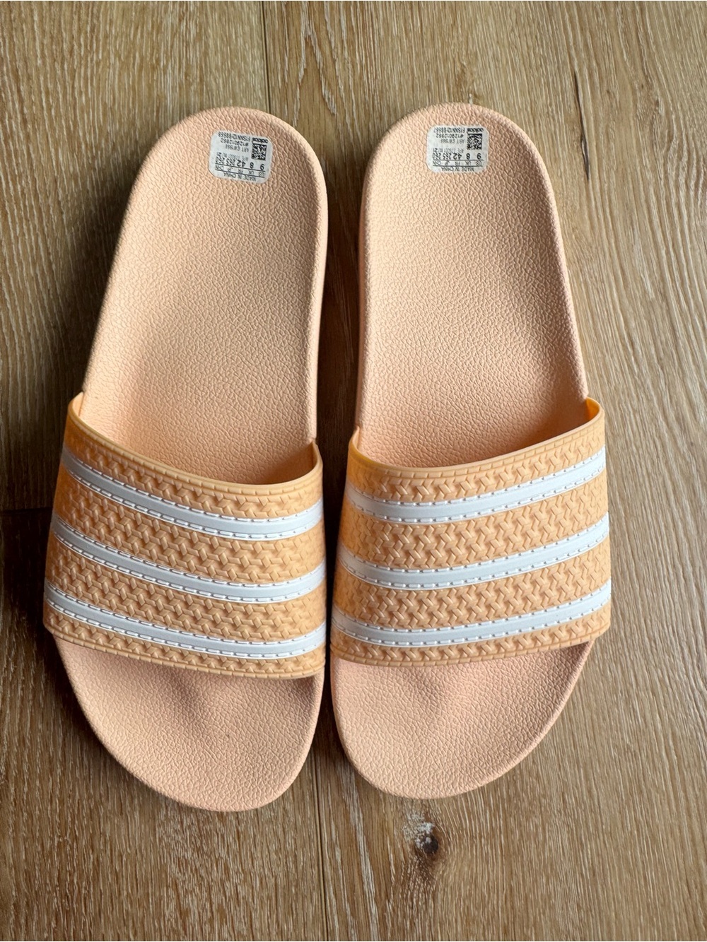 Adidas adilette slides halo blush sz 8 NWOT